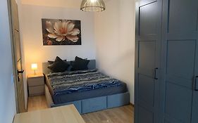Apartament Powstancow Warszawy 4E #Free Parking
